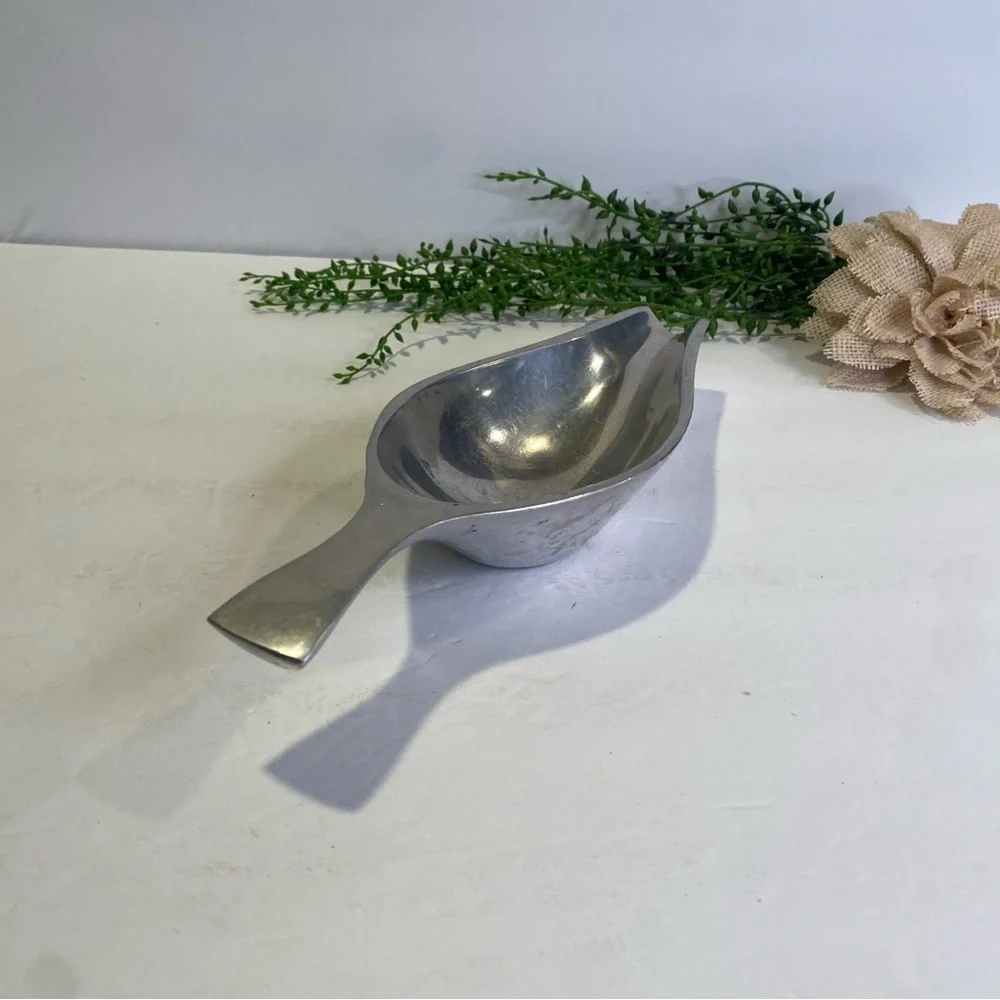 Vintage MCM Retired Nambe #524 Gravy Boat Sauce Dish Metal Alloy USA Made